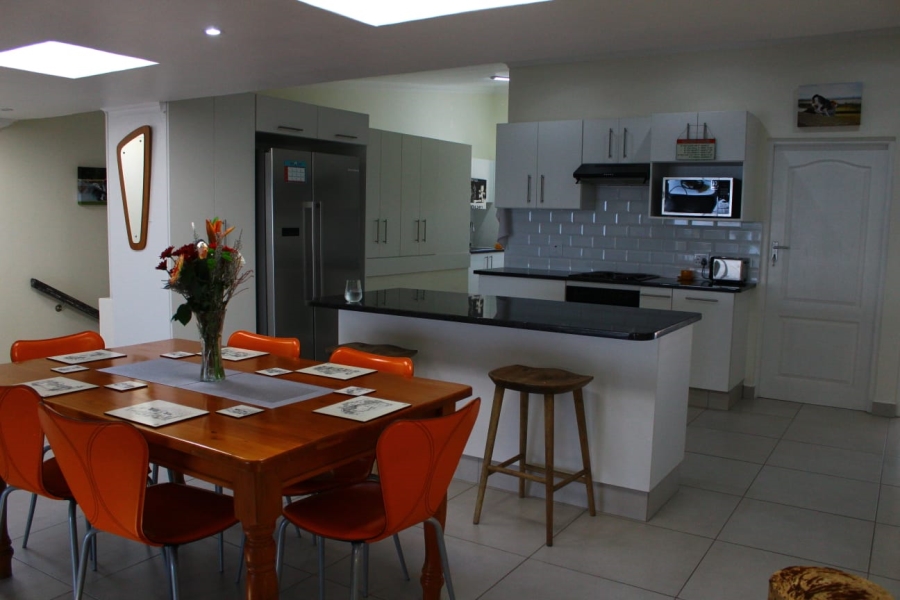 3 Bedroom Property for Sale in Dana Bay Western Cape